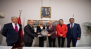 Başkan Soyer’e Destek Ziyaretleri