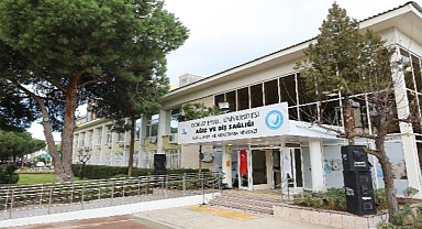 Deü Ağız Ve Diş Sağlığı Merkezine Sağlık Bakanlığından Tam Puan