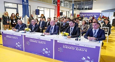 Girişimcilik Merkezi İzmir 2023’ün en başarılı yenilikçi fikirlerini ödüllendirdi