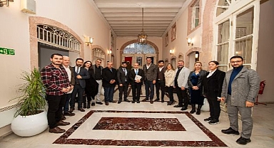 Sivil inisiyatifin Başkan Soyer’e desteği büyüyor 