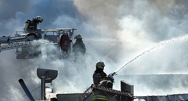 İzmir İtfaiyesinden yangına 6 dakikada müdahale 