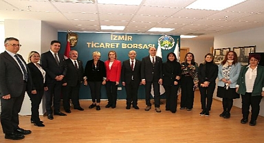 Nilüfer Çınarlı Mutlu Emeklileri Unutmadı