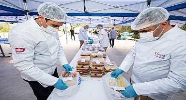 İzmir dayanışması Ramazan’da da sürecek