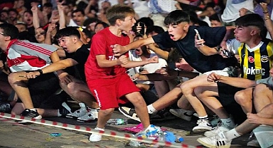 Milli Takım İzmirlileri sevince boğdu 