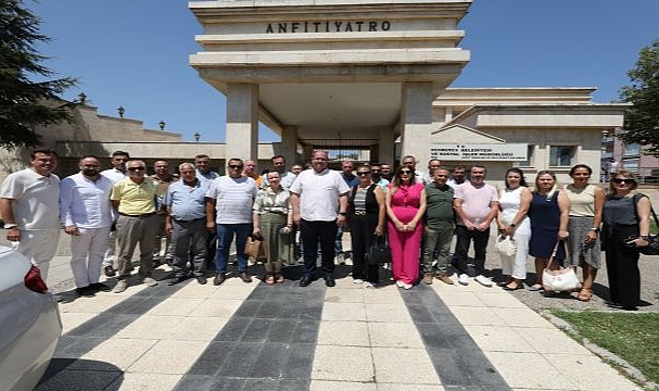 Başkan Çiçek Muhtarlarla Buluştu