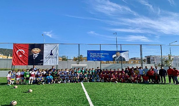 Cumhuriyet Kupası dostluk içinde tamamlandı