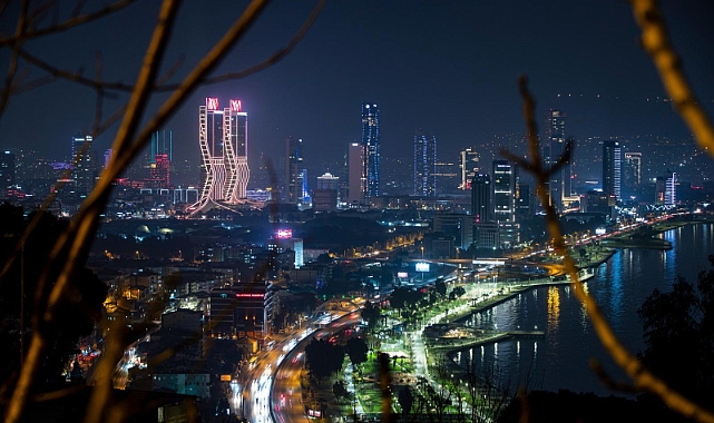 Binaların Cephe Aydınlatmalarına Düzenleme Geliyor!