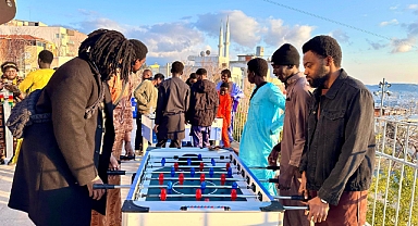 Gambiya'dan İzmir'e kültür köprüsü kuruldu