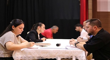 İşim Menderes Yüzleri Güldürdü