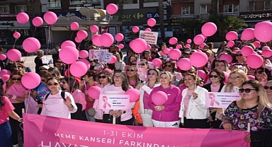 Menemenli kadınlardan pembe yürüyüş!