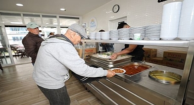 Menderes’in Kent Lokantası 1 Yılı Doldurdu: Tam 64 bin 888 Kişiye Hizmet